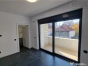 Vila - Bloc modern de 11 camere zona Centrul Civic , Onix 