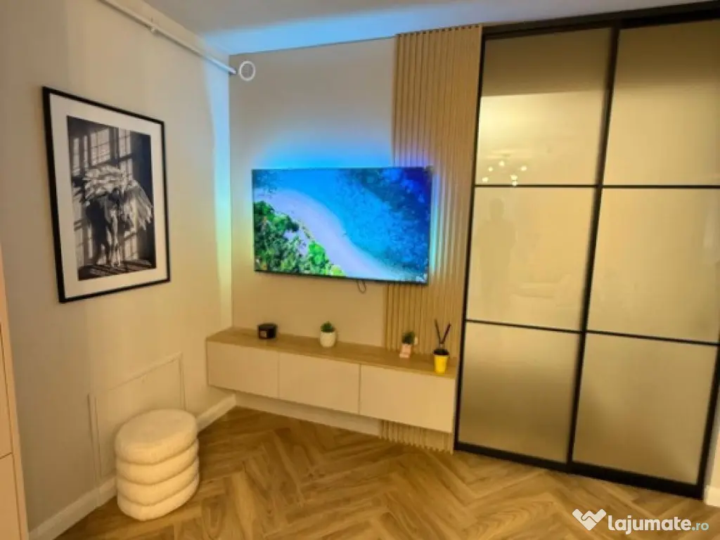 Apartament 3 camere, 2 bai bloc NOU Floresti