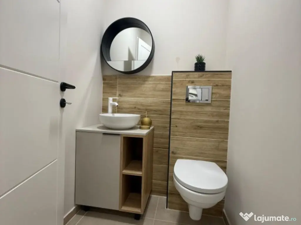 Apartament 3 camere, 2 bai bloc NOU Floresti