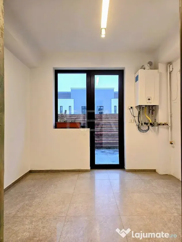 3 camere Sălăjan decomandat, centrală, an 2023, 86,4 mp