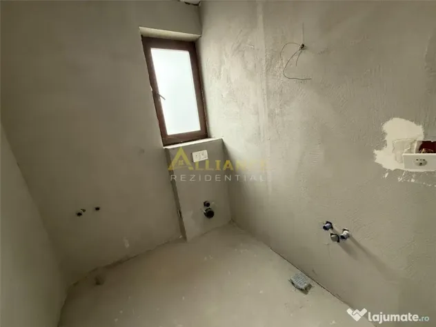 Complex Rezidential Ideal Villas / 5 Camere / 3 Bai / Dressi