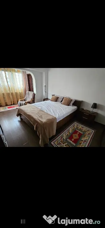 Urgent! garsonieră etaj 1, Hipodrom