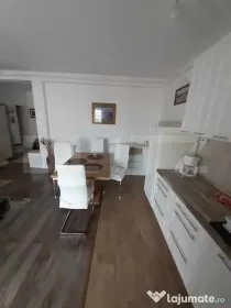 Apartament 2 camere, 57 mp, parcare, zona Teilor