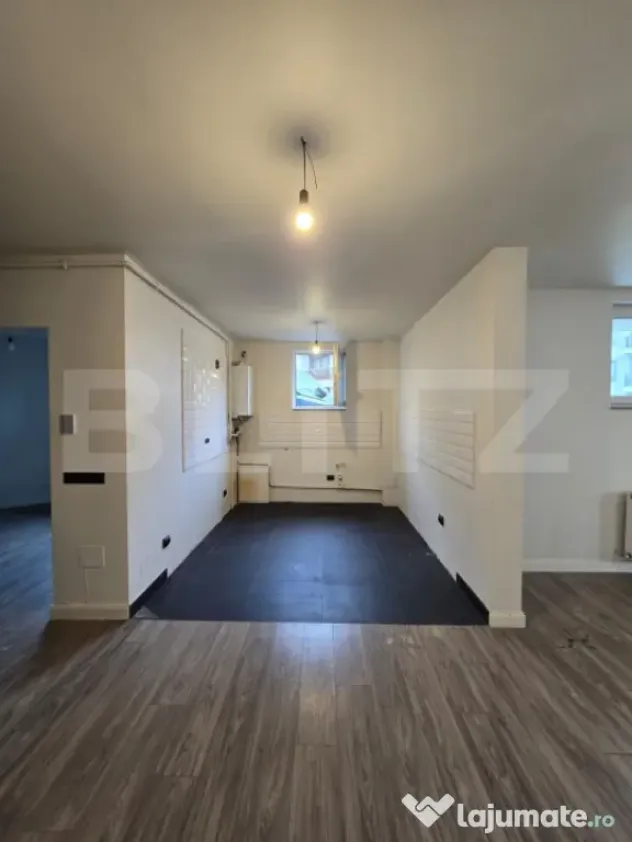 Apartament la demisol, 2 camere, 55 mp, cu parcare, zona Don
