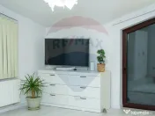 Casă / Vilă cu 5 camere de vânzare 