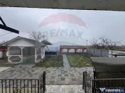 Casă / Vilă cu 5 camere de vânzare 