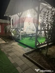 Casă / Vilă cu 5 camere de vânzare 