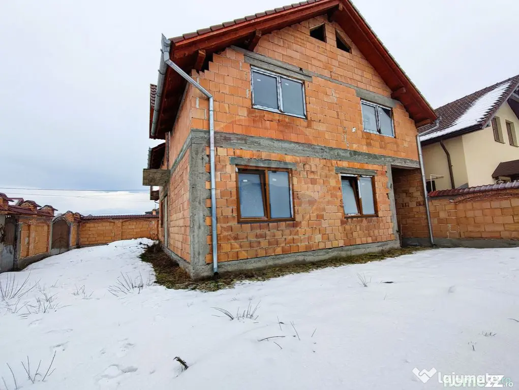 Casă vilă de vânzare în Cristian, Sibiu