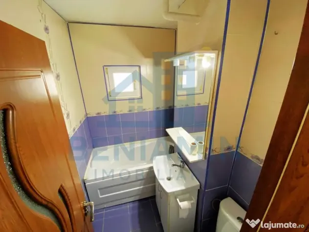 Apartament 3 camere Craiovita, etaj 3, teava de gaze