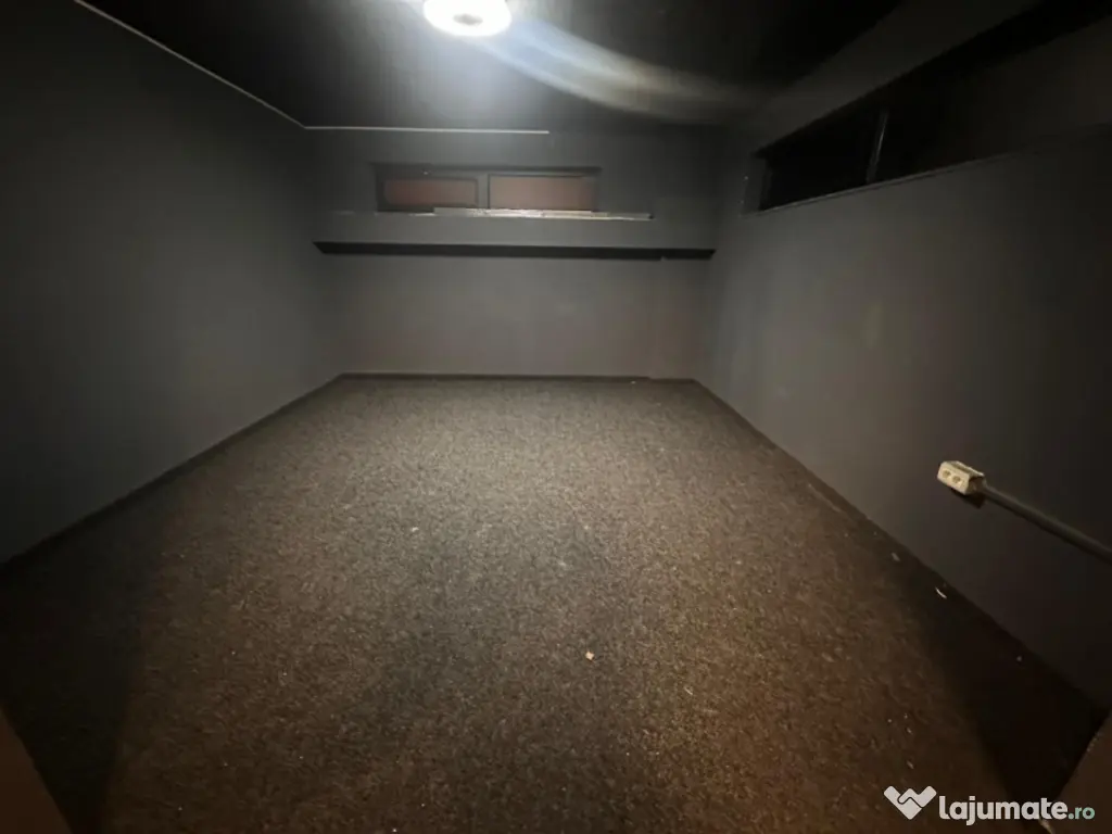 Spațiu de depozitare de închiriat în zona Baba Novac/Prim