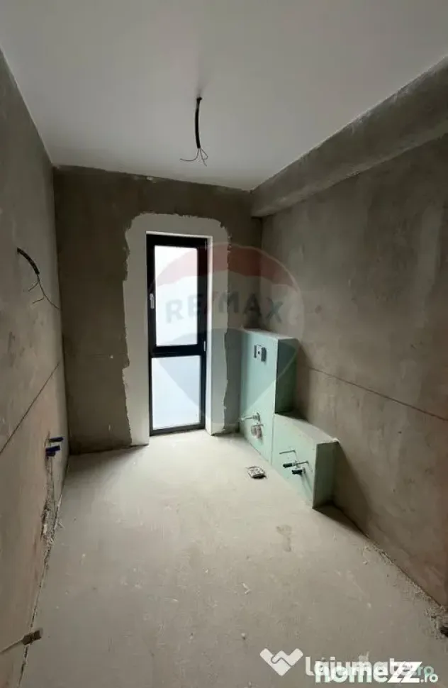 Casă / Vilă cu 4 camere Strada Vrancei - Focsani (Vrancea)