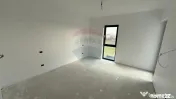 Casă / Vilă cu 4 camere Strada Vrancei 