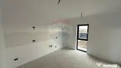 Casă / Vilă cu 4 camere Strada Vrancei 