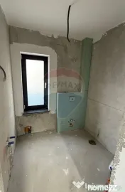 Casă / Vilă cu 4 camere Strada Vrancei 
