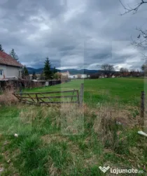 Teren intravilan 1.819 mp – locație strategică lângă P