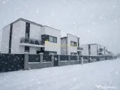 Casa individuala ~ 4 camere 2 bai ~ teren 455mp 