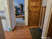 Anda , 2 camere cu centrala gaze , etaj intermediar 