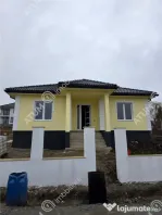Casa individuala cu 4 camere si curte libera de 340 mp in Ci