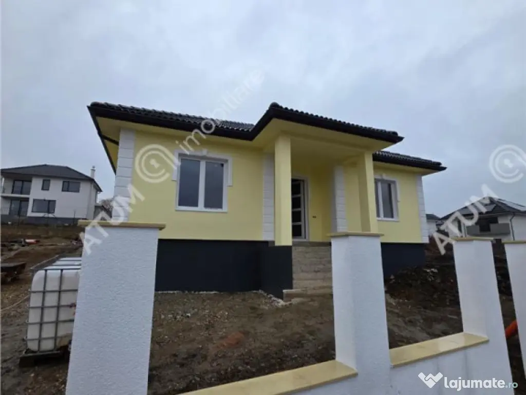 Casa individuala cu 4 camere si curte libera de 340 mp in Ci