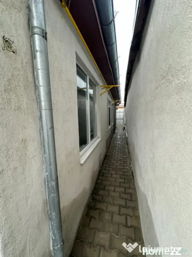 Casa Parter+Mansarda, zona Islaz.