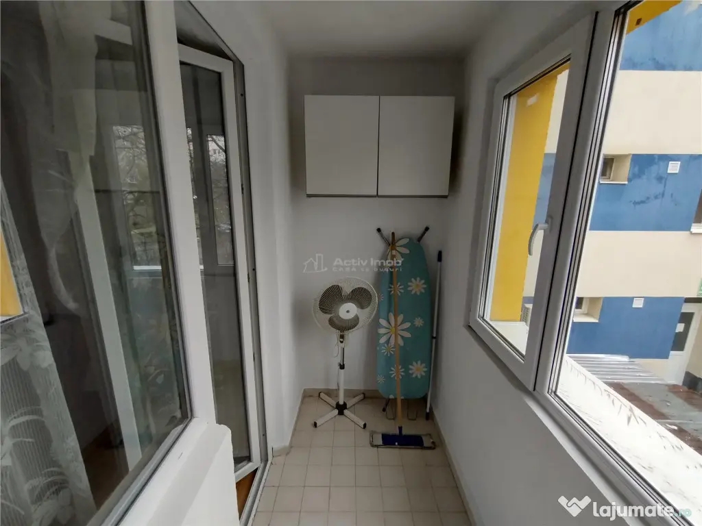 Oravita, Chirie, 3 Cam, Et. 1, Garaj Inclus, Zona Garii