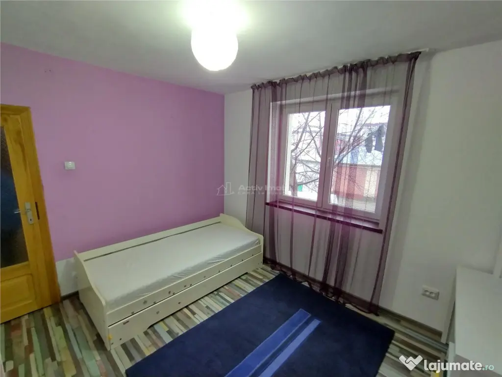 Oravita, Chirie, 3 Cam, Et. 1, Garaj Inclus, Zona Garii