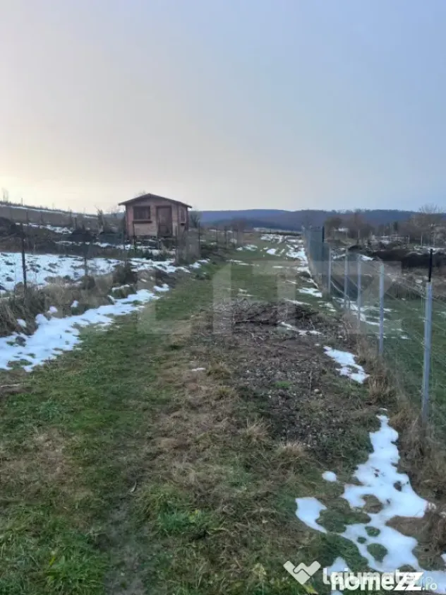 Teren 1400 mp – Zona Drumul Tarpiului