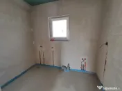 Casa cuplata prin garaj 23 mp, sup.totala 147 mp,teren 400 mp Chinteni 