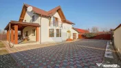 Casă individuală cu grădină și garaj în Prejmer –...