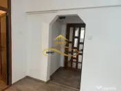 De vanzare apartament 2 camere Str Trandafirilor Bacau 