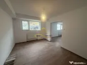 De vanzare apartament 2 camere Str Trandafirilor Bacau 