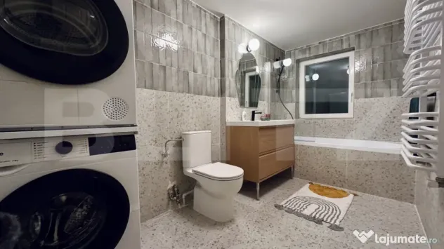 Apartament Universitate - Central, 3 camere, 2 bai, totul no