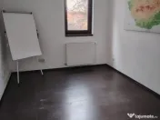 Apartament 3 camere zona Traian ,Delea Veche cu centrala 