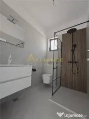 Casa P M -3 camere - 2 bai 