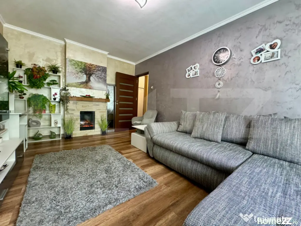 Apartament cu 2 camere, decomandat