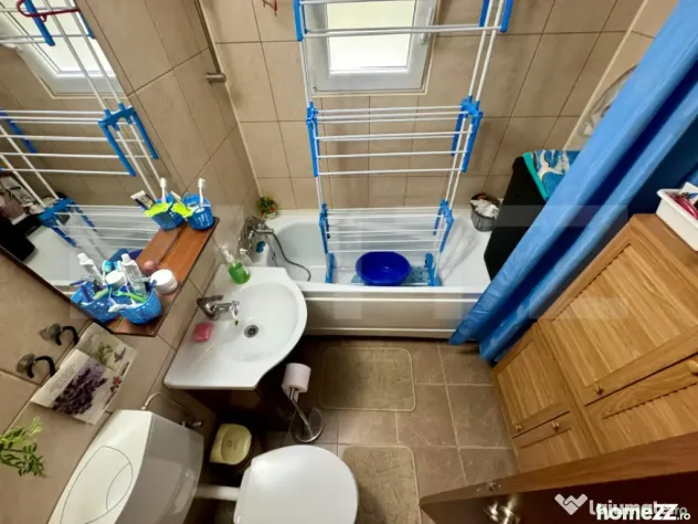Apartament cu 2 camere, decomandat