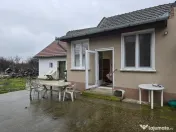 Casa plus anexa parter, Tamaseu central, gaz, sosea , ter 3040 mp 