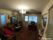 Apartament cu 3 camere la etajul 3/4 decomandat izolat termi 