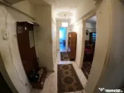 Apartament cu 3 camere la etajul 3/4 decomandat izolat termi 