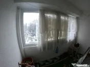 Apartament cu 3 camere la etajul 3/4 decomandat izolat termi 