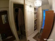 Apartament cu 3 camere la etajul 3/4 decomandat izolat termi 