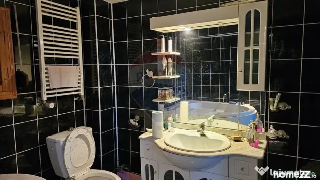 Casă / Vilă cu 6 camere, Gura Humorului, Suceava