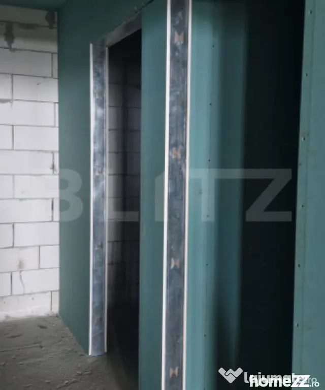 Spațiu comercial de mari dimensiuni, 400 mp, Exterior Sud