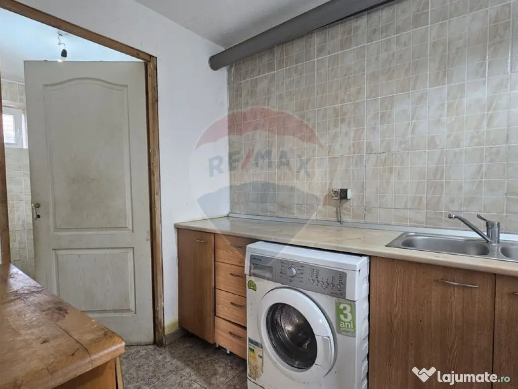 Casă cu 2 corpuri în Sânpetru | Singur în curte | 102...