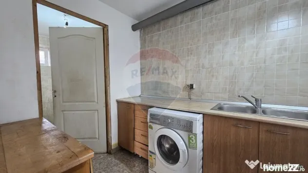 Casă cu 2 corpuri în Sânpetru | Singur în curte | 102...