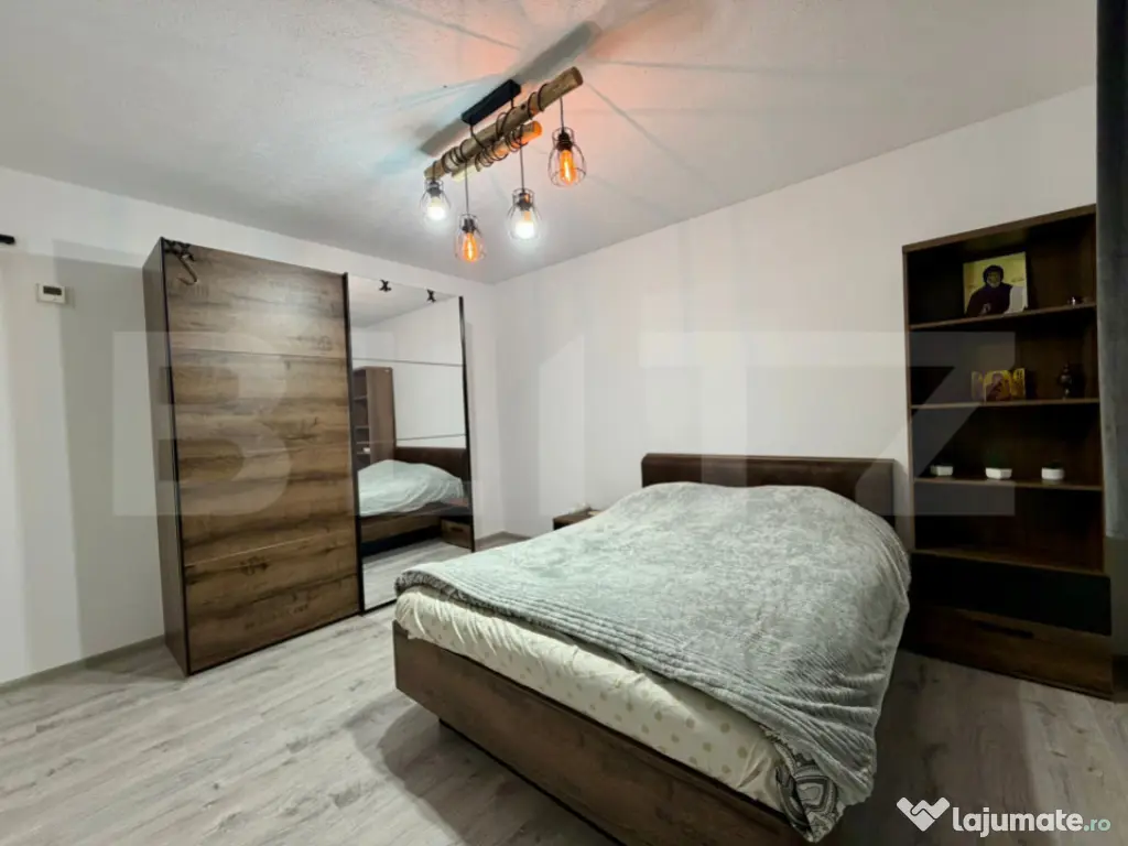 Apartament decomandat, mobilat și utilat, cu parcare inclus