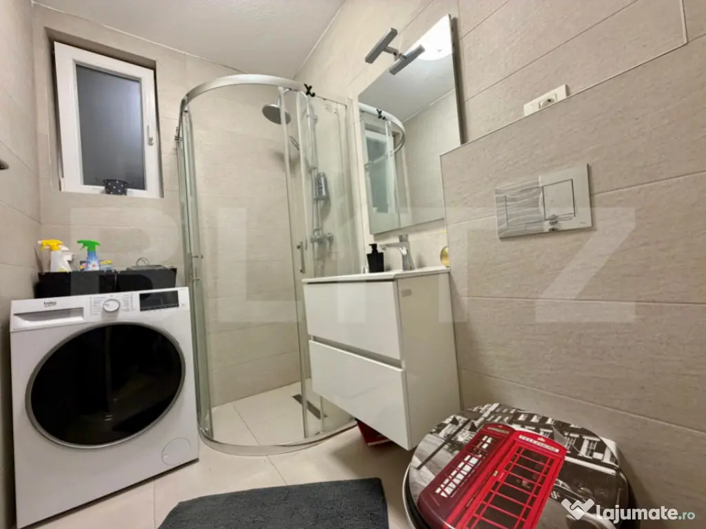 Apartament decomandat, mobilat și utilat, cu parcare inclus