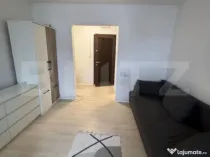 Cameră de cămin cu baie și bucătărie proprie