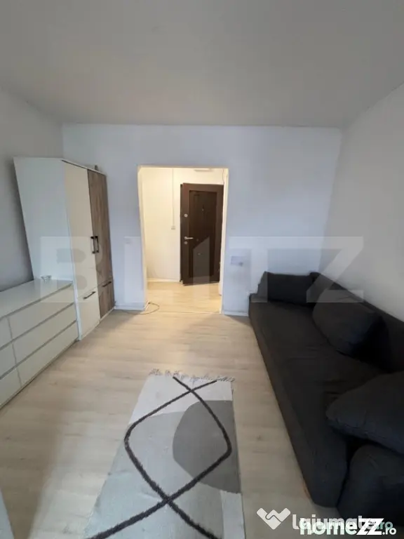 Cameră de cămin cu baie și bucătărie proprie