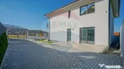 Casă modernă Bunloc, vedere Bucegi, 186 mp, comision 0 